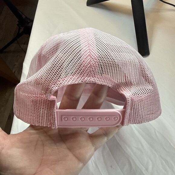 SHEIN Pink Baseball Cap With Design - Picture 7 of 10